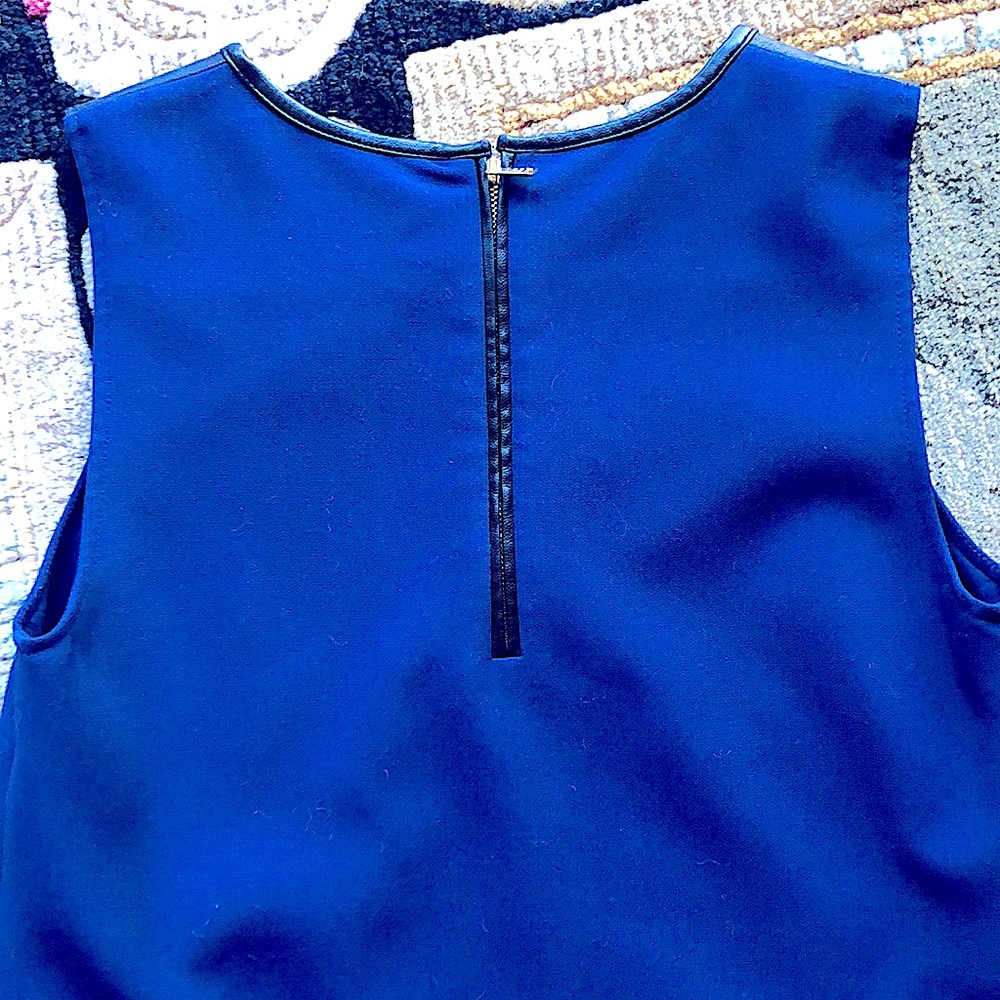 Dress - Picture 5 of 7